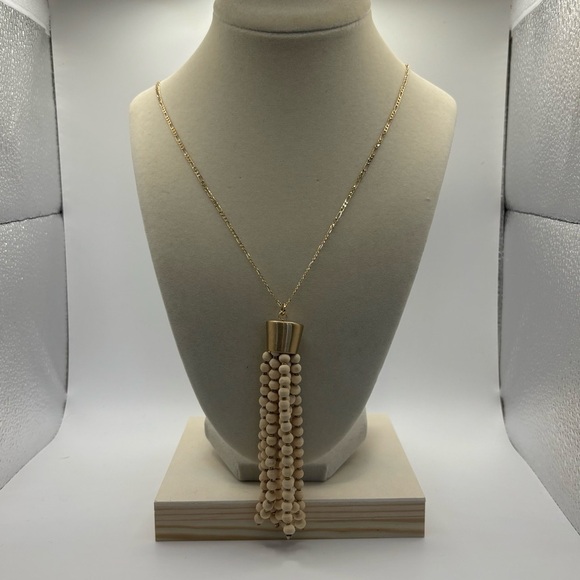 NEW Boho Wood Tassel necklace with gold tone details - Picture 1 of 4